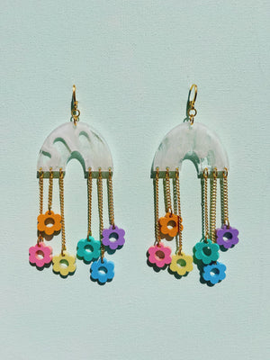 Pastel Rainbow Raining Daisies